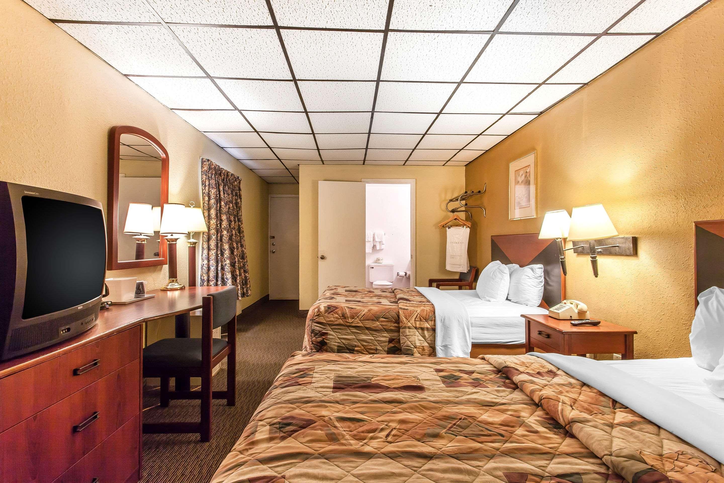 Rodeway Inn North Sandusky Εξωτερικό φωτογραφία