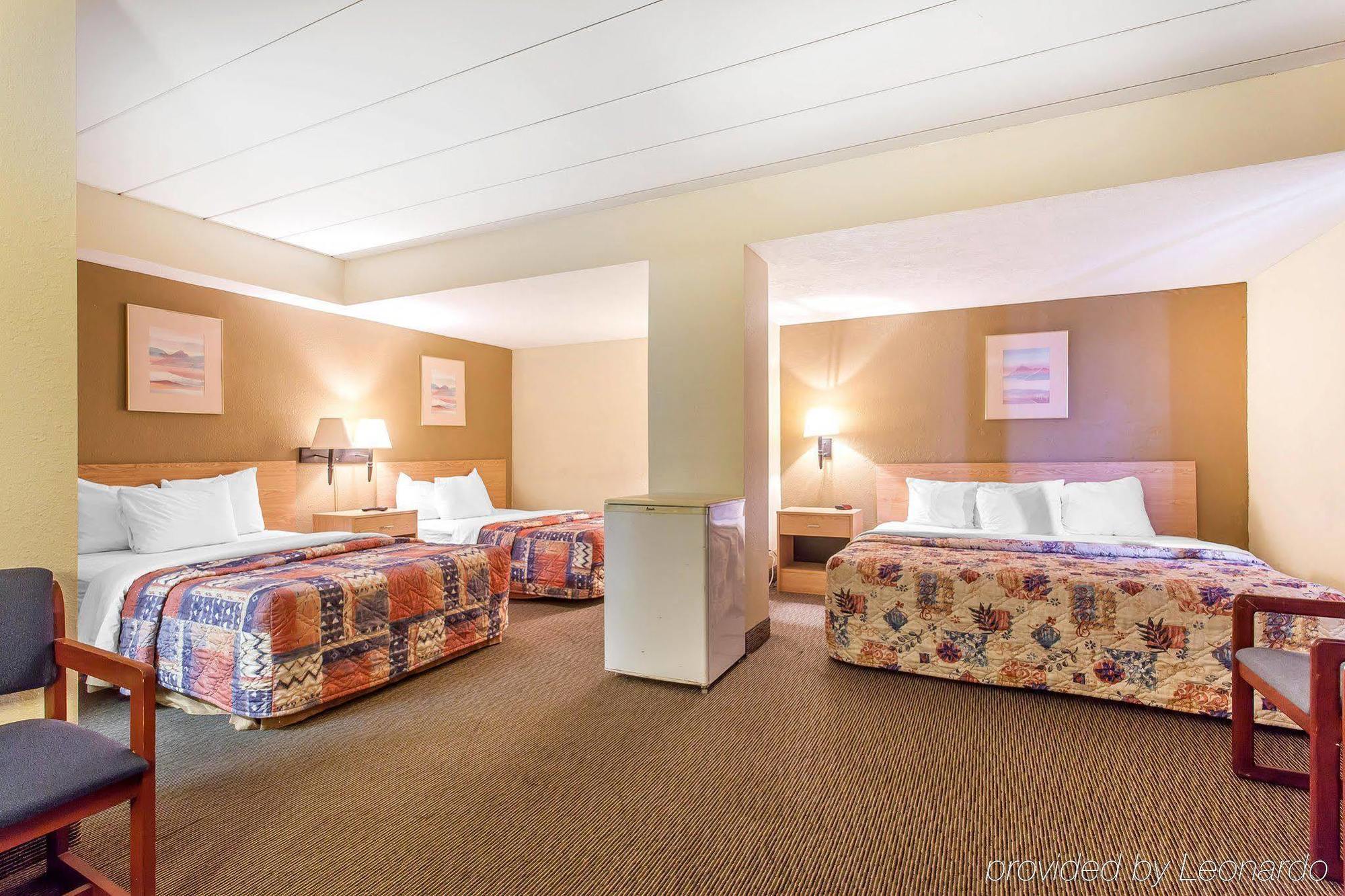 Rodeway Inn North Sandusky Εξωτερικό φωτογραφία